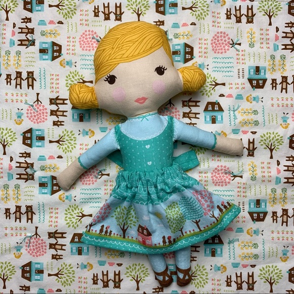 Goldilocks and the Three Bears handmade dolls with quilt and pillow - Picture 7 of 9